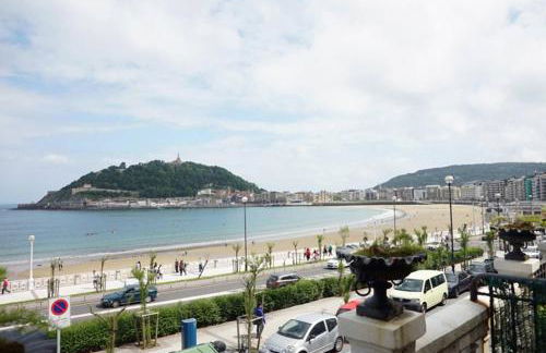 BREATHTAKING TERRACE VIEWS in luxury apartment - by www,SanSebastianApartments,es - Foto 12