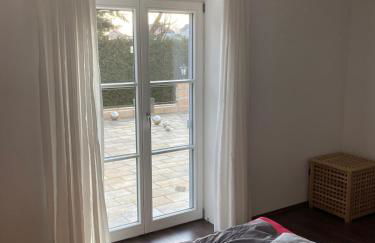 Lichtdurchflutete 65m2 Einliegerwohnung mit großer Südterrasse und Komfort-Bad - Foto 17