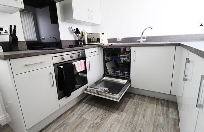 Breck Blackpool - Photo 29