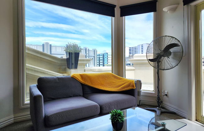 U Suites on Manners - Photo 40