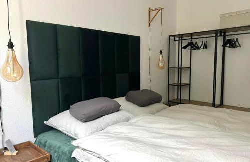 100m E-Ladestation - max 4 pers - Düsseldorf - Ruhrgebiet - Pilgerstätte - Foto 2