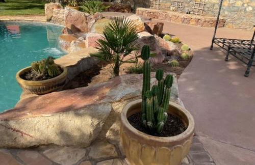 Amazing home with custom-built pool - Foto 29