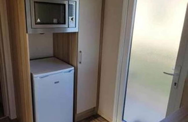 Budget 3-bed Caravan in Tunstall, Hull - Foto 9