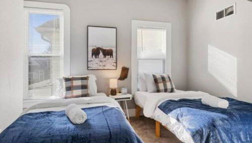 Chic 6BR Retreat:10 beds 3.5 Baths for Groups*ste - Foto 5