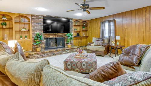 Spacious Little Rock Home with Patio - 9 Mi to Dtwn! - Foto 3