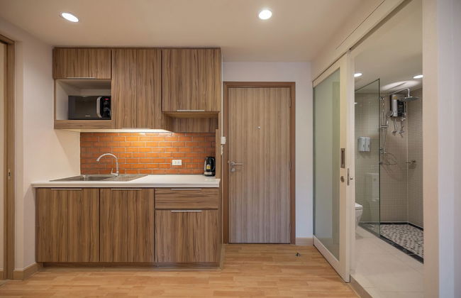 EXORESIDENCE - Heart of Chinatown - Photo 60