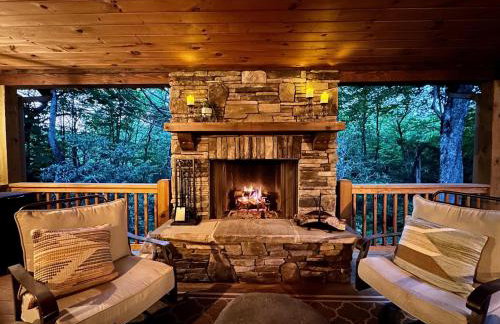 Blowing Rock Cabin Hot Tub Lake & Trout Stream 3 King Suites 2 Fireplaces - Foto 4