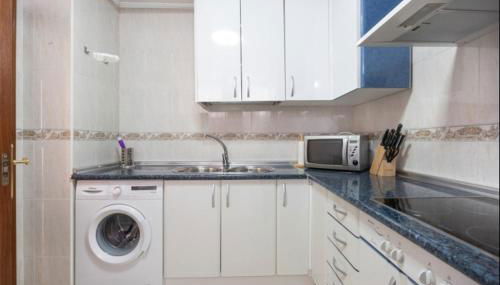 Sorolla Rota free parking by Staycare - Photo 5, stove