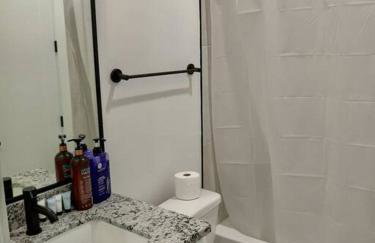 Cozy and Welcoming Home - Foto 9