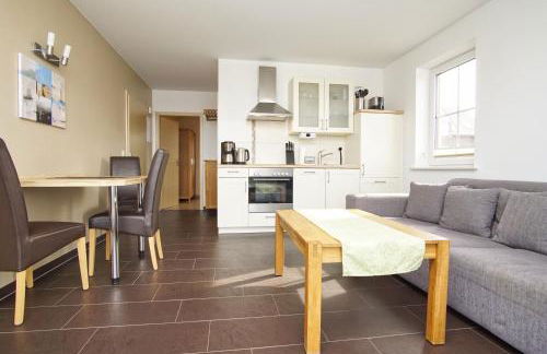 Schicke FeWo mit Terrasse, gratis Nutzung vom AHOI Erlebnisbad und Sauna in Sellin - Haus De niege Wech FeWo 01 - Foto 7