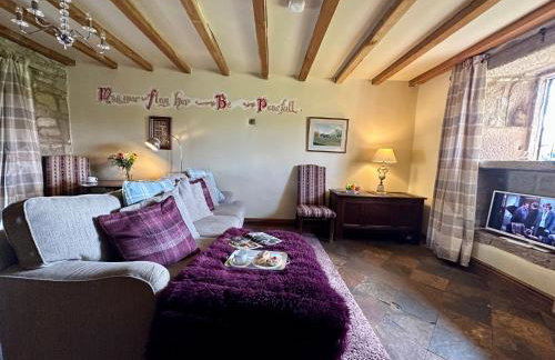 Derbyshire Cottage for 4, 1 hour per day private pool use - Photo 6