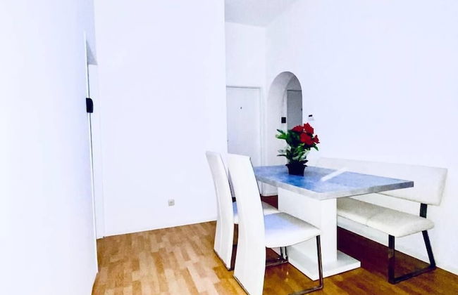 Spacious 4 BR Apt Perfect for Groups - Foto 48