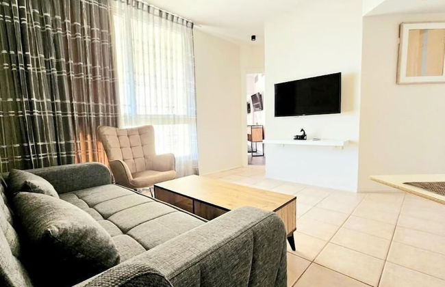 SHaYaSH apartments Leonardo Bat-Yam - Foto 54