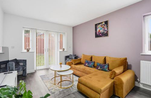 Spacious Ensuite Home near M6 with Driveway Parking - Foto 2