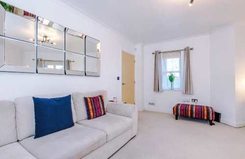 Driveway Stylish 3Bedroom Home in Middleton - Foto 20