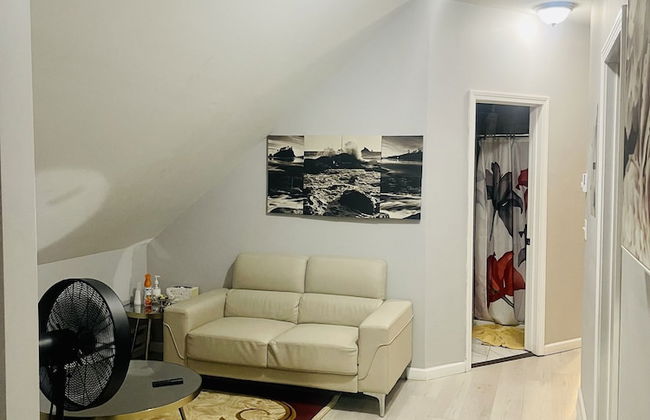 Newly Renovated 2 floor Getaway - Foto 30