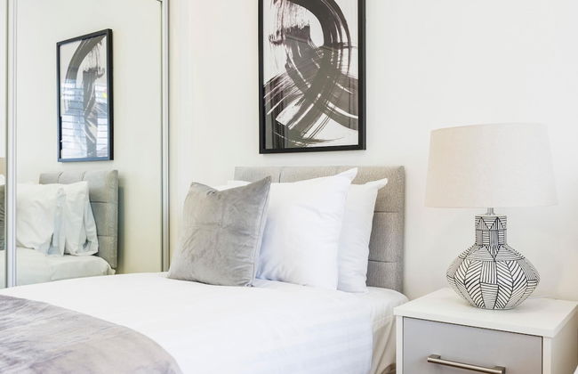 Luxurious - Pool Table - Games Room - Free Parking - Photo 14