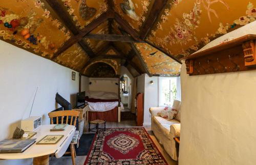 Toad Hall Cottage - Photo 8