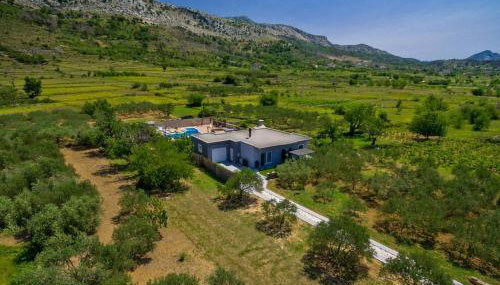 Luxury Villa,private pool, sauna,Jacuzzi,near Split - Foto 4