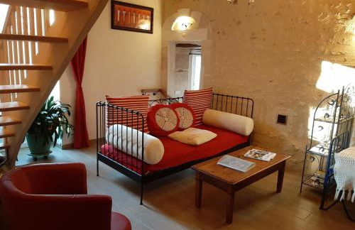 Gîte charentais avec cour privative, baby-équipement, télétravail, vélos, BBQ, animaux acceptés - FR-1-653-170 - Foto 5