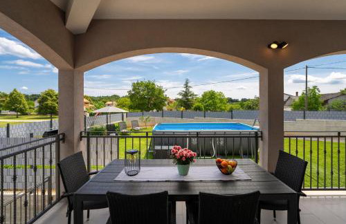 Holiday house Leana - Photo 1