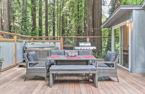Redwoods Cabin with Hot Tub Walk to Russian River! - Foto 28