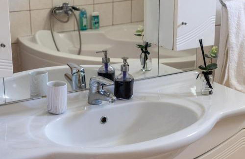 Villa Theano - Family House in Lixouri, Kefalonia - Photo 37