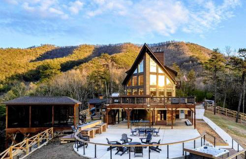 Luxurious A-Frame Mountain Retreat with Hot Tubs & Game Room Near Seneca Rocks, Milam, WV - Foto 6
