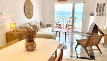 Primera Línea de Playa Increíbles vistas - Photo 4