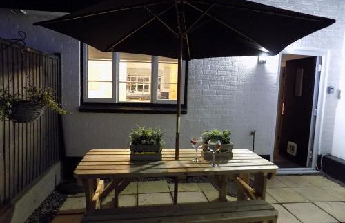 Three-Time Award Winning 1700's Grd 2 listed cottage near Stonehenge - Foto 44