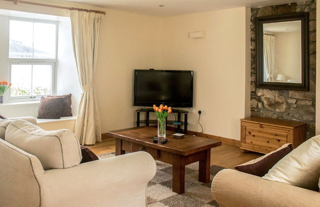 Old School - Photo 3