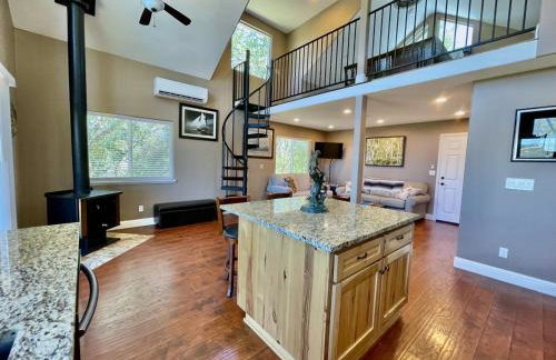 Foothill Wine Country Gem - Photo 37