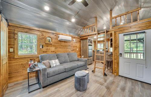 Couples Cabin in Broken Bow about 5 Mi to Downtown! - Foto 3