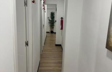 Entire apartment in the heart of downtown N&N - Photo 31