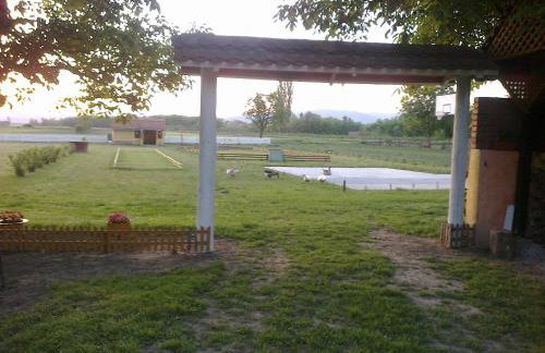 Seoski Turiziam Larva - Photo 38