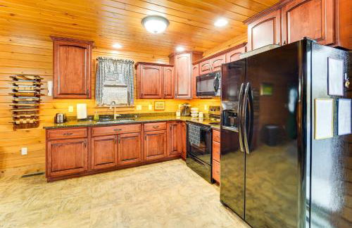 Hike, Fish and Unwind Home with Fire Pit in Woodward! - Foto 9