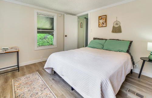 Peaceful Brookside Getaway about 10 Mi to Okemo Slopes! - Foto 12