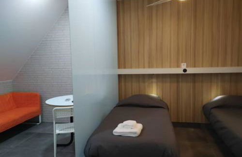 Apartamentos Urgel - Photo 29