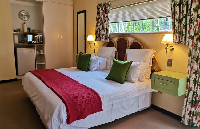 Wild Olive Cottage for 2 People in Wonderful Garden! - Foto 1