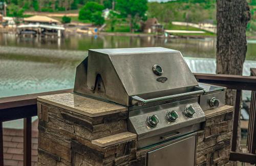 Lakefront Home 4Bed3BathDockFirepitGrill-12PP - Foto 47