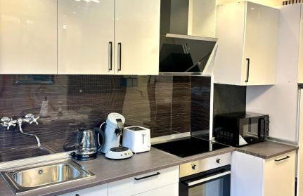 Central Living - renoviert & klimatisiert - Foto 5