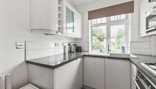 Bright 2bed flat near station - COU A - Foto 2