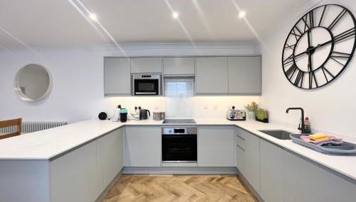 Spacious Home Near Seafront & Train Station 5 Bed Sleeps 10- Central Penzance - Foto 3