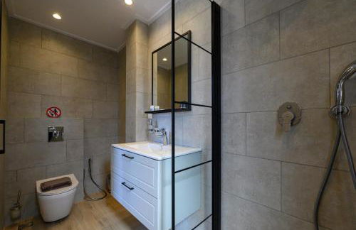 Kannas Mani Luxury Suites -Adults Friendly 14 Plus - Photo 56