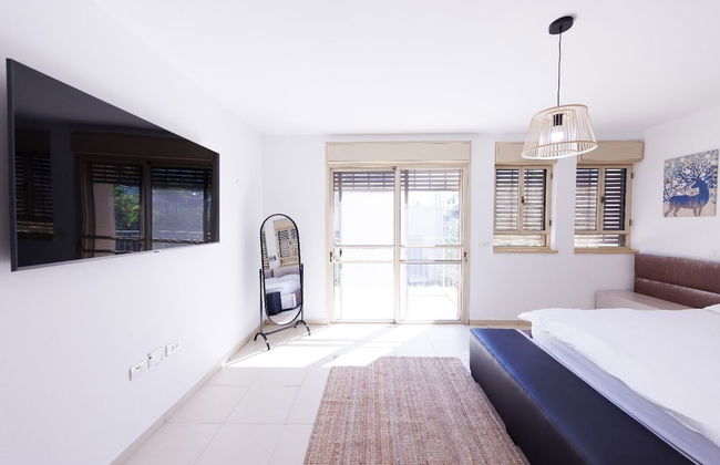 HaSharon Tranquil Villa by Sea N' Rent - Foto 9