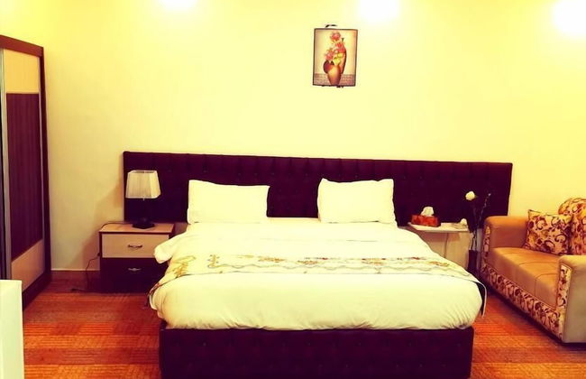 Skylight Apartments - Photo 10