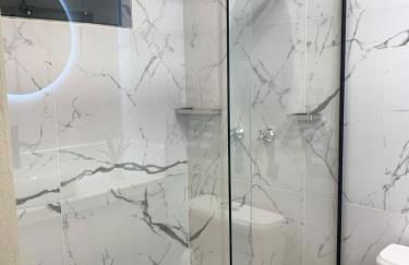 Chalé Alto do Morro 2 - conforto e vista deslumbrante - Foto 24