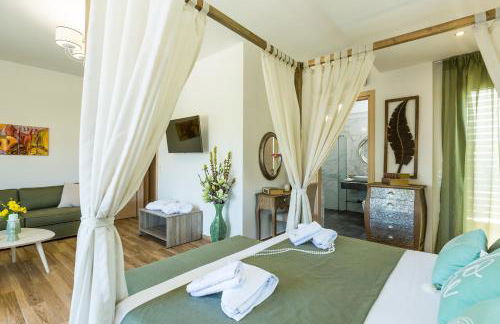 Contessa Del Mare - Premium Beachfront Villa by etouri - Photo 20