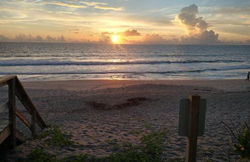 SAND CASTLE-Fun For Big Groups-Walk to Beach, Heated Pool, Lanai - Foto 37