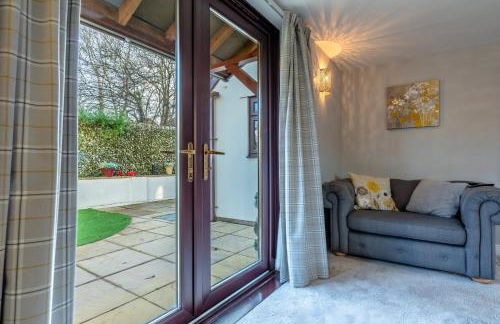 Cosy pet friendly house with garden and parking - Foto 6